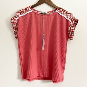 NWT Boutique Coral Ribbed Top Size Small